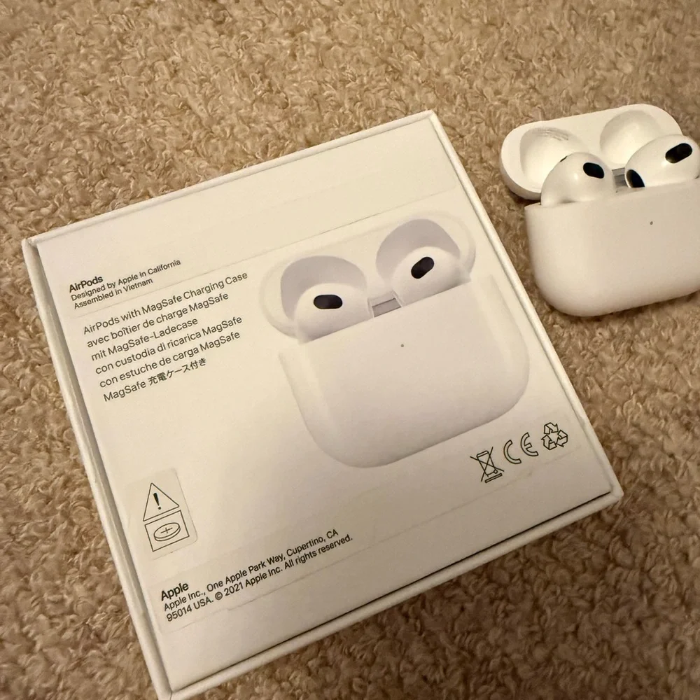 Apple enjoy premium